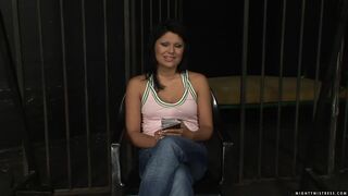 Brunette submits to Blonde