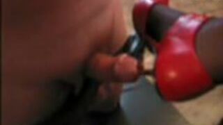 Small clip of heel insertion