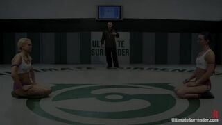 Wenona "The Gymnast" (20)vsRain "Poison" DeGrey (13)