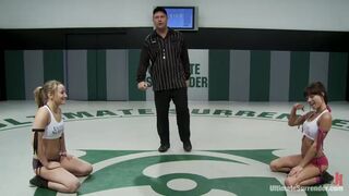 Jesse "The Cheerleader" Cox vs Gia "The Fountain" DiMarco