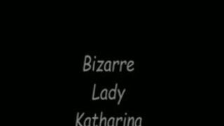 Bizarre Lady Gasmask