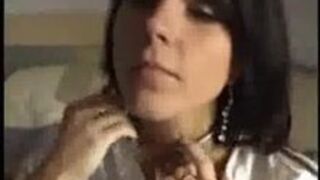 Self-bondage with restraints