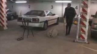 Sklavin im Parkhaus - Master Costello