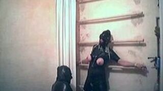 Rubberslave in Training - German BDSM