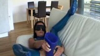 Slave with gigantic Dildo