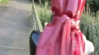 Latex Muslim broad 2