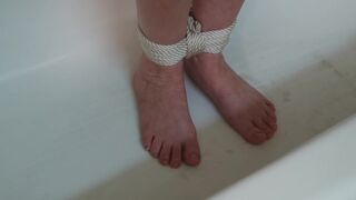 sex tape, ropes and bathtube