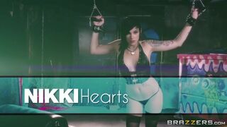 Kleio Valentien wiith Nikki Hearts