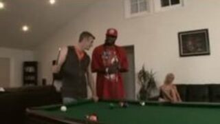 Cuckold hubbie taken to eat jizz