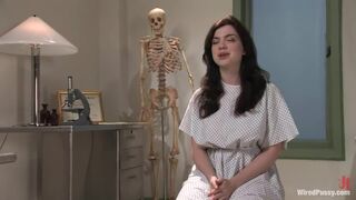 Princess Donna Dominating Nicotine