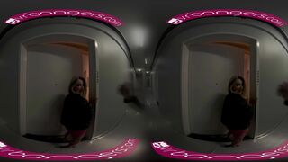 VR Porn with Emma Hix