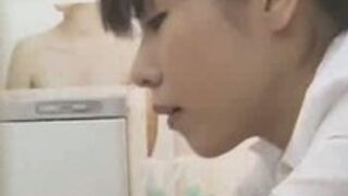 A happy massage blowjob with a happy ending