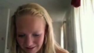 2 Pizzasluts Flash The Delivery man