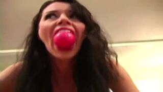 Brunette learns her place