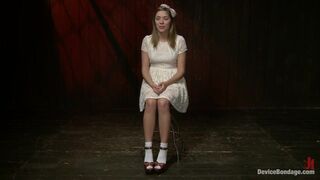 Lia Lor Pretty Thing