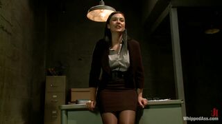 Fist Fucking The Lawyer