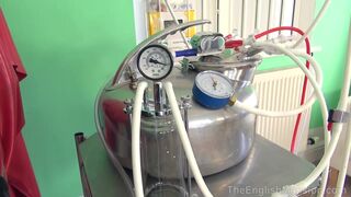 HD TheEnglishMansion Super Suction Suit