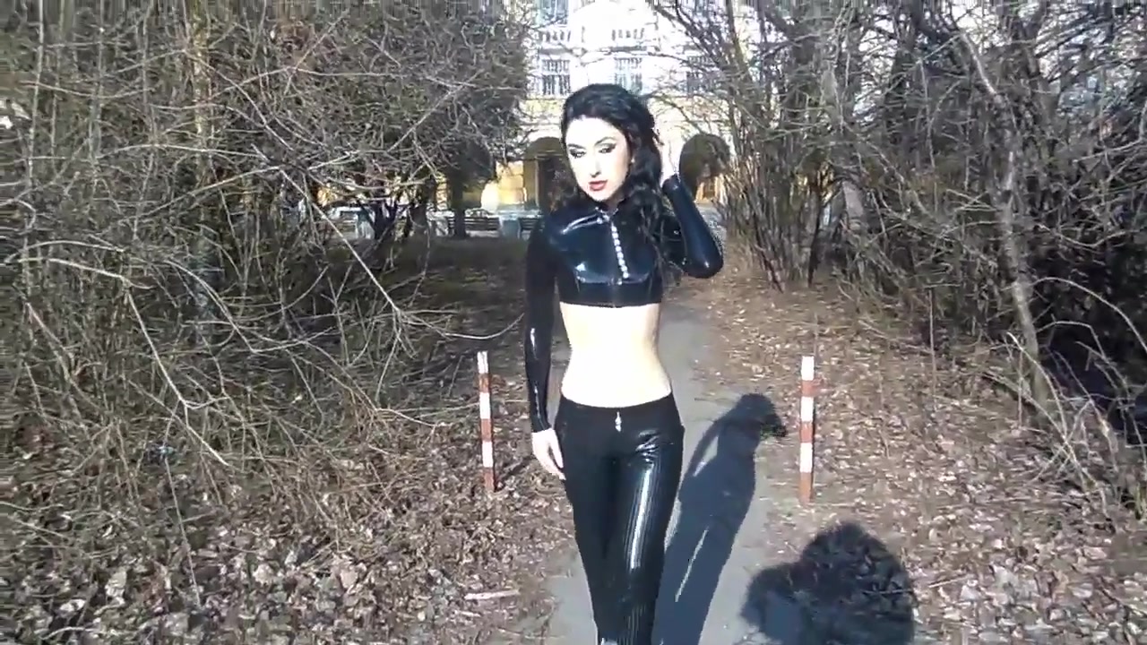 Latex outdoors
